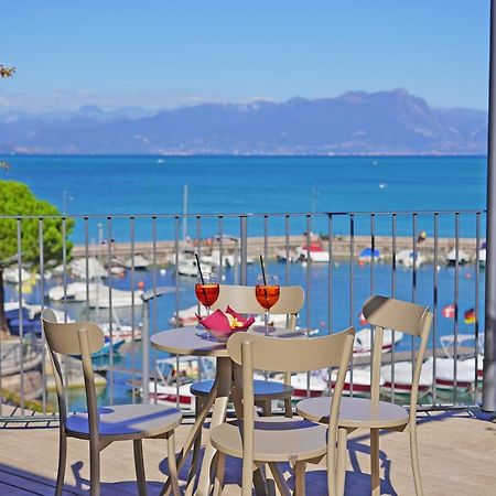 Riviera Carducci Rooms Peschiera del Garda Exterior foto